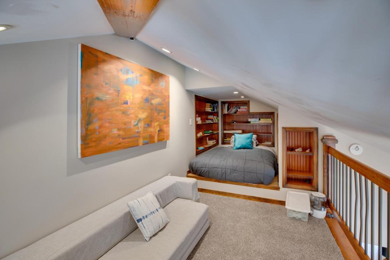 Bright Downtown Telluride Condo - Steps To Lift! Exterior photo