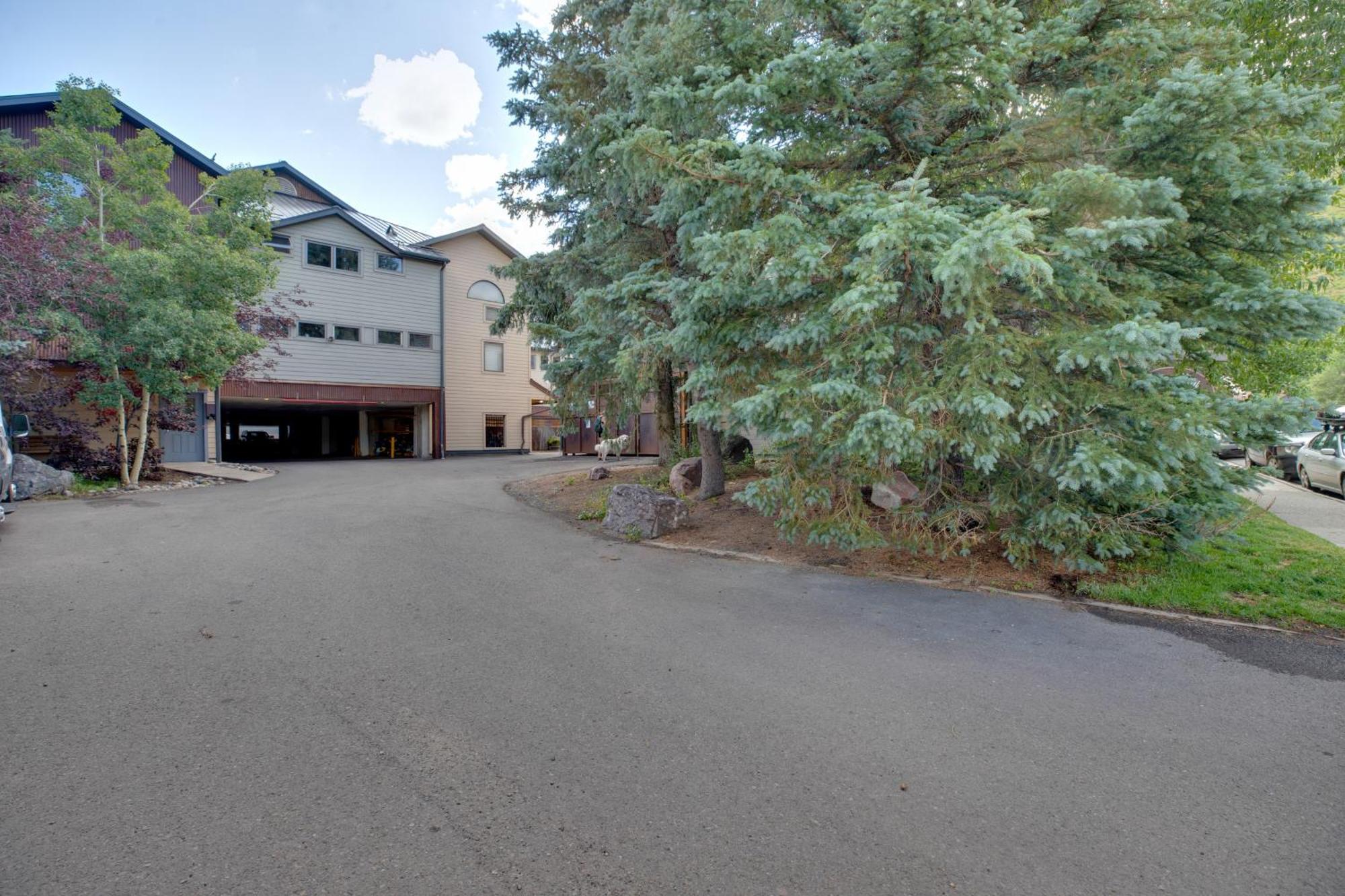 Bright Downtown Telluride Condo - Steps To Lift! Exterior photo